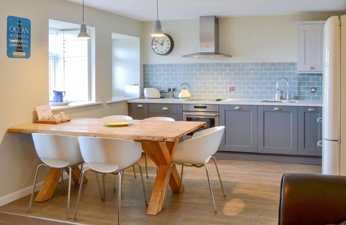 Waren Mill Cottage | Modern apartment with stunning views over to Budle Bay and Holy Island.