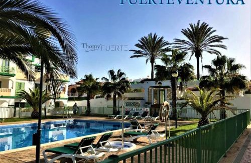 Caleta de Fuste Apartment | Modern apartment in Caleta de Fuste 60m² with shared pool