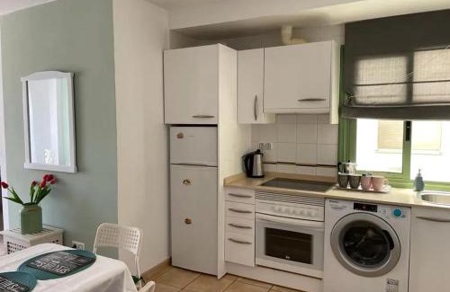 Caleta de Fuste Apartment | Modern apartment in Caleta de Fuste 60m² with shared pool