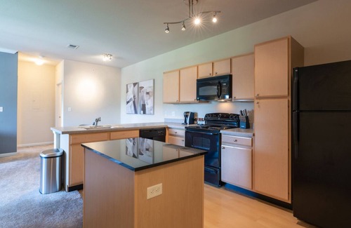 Fort Collins Apartment | Modern Apartment in Prime Location (ID4429X43)
