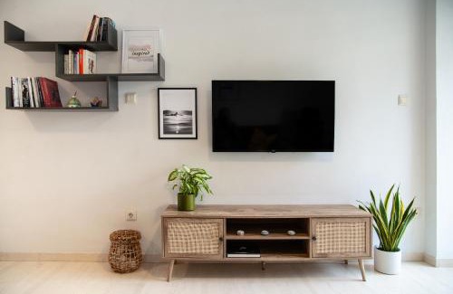 Papagou-Holargos Apartment | Modern Apartment in Cholargos