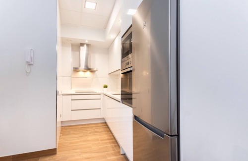 San Bartolome Apartment | Modern apartment in city center. Recaredo VIII