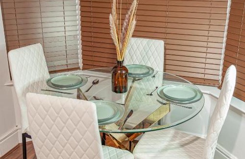 Weston on Trent Apartment | Modern apartment in Coventry