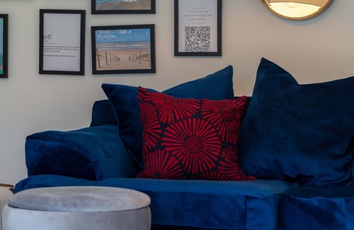 Turnberry Apartment | Modern apartment in the heart of Turnberry