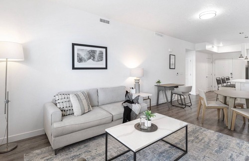 Bluffdale Apartment | Modern Apartment in Prime Location (ID4579X9)