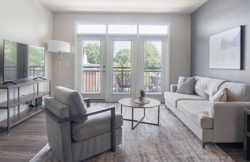 Kennesaw Apartment | Modern Apartment in Prime Location (ID3916X17)