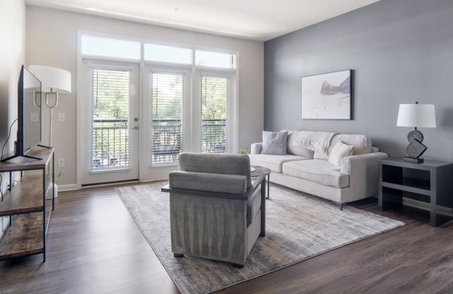 Kennesaw Apartment | Modern Apartment in Prime Location (ID3916X17)