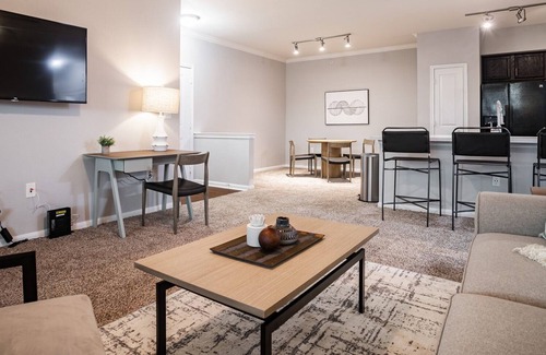 Atascocita Apartment | Modern Apartment in Prime Location (ID6174X85)