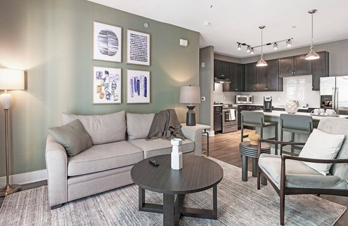 Allandale Apartment | Modern Apartment in Prime Location (ID1166X331)