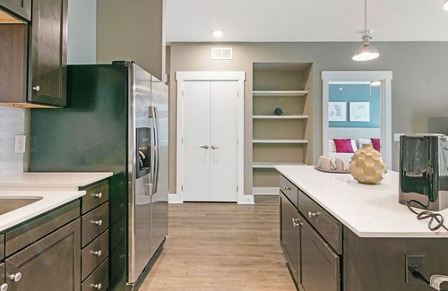 Allandale Apartment | Modern Apartment in Prime Location (ID1166X331)