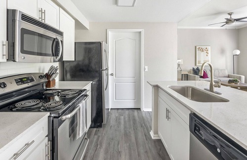 Far North Dallas Apartment | Modern Apartment in Prime Location (ID3320X94)
