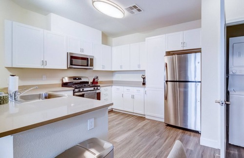 Northwest Reno Apartment | Modern Apartment in Prime Location (ID3881X47)