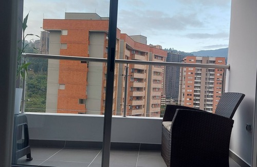 Sabaneta Apartment | MODERN APARTMENT IN SABANETA, CENTURY TOWER BUILDING.