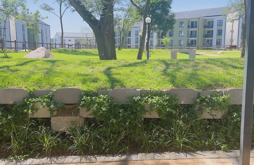 Greater Johannesburg Metropolitan Area Apartment | Modern apartment in Sandton. Located in a secure estate, with balcony views.