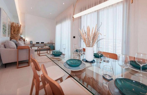 Koningsplein Cottage | Modern apartment in The Hague