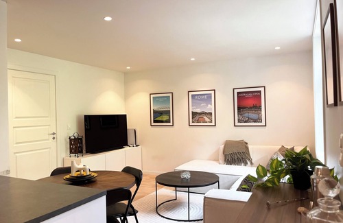 Arstad Apartment | Modern apartment in traditional wooden house in Bergen