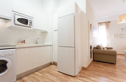 Encarnacion-Regina Apartment | MODERN APARTMENT IN THE CENTER