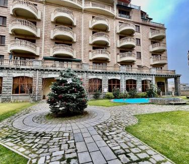 Kentron Apartment | Modern Apartment in the heart of Yerevan, Beverly Hills