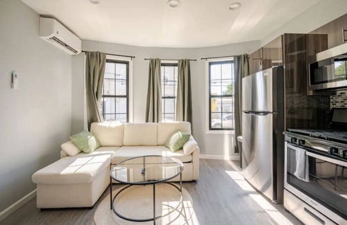 Black Rock Historic District Apartment | Modern Apartment in Black Rock-