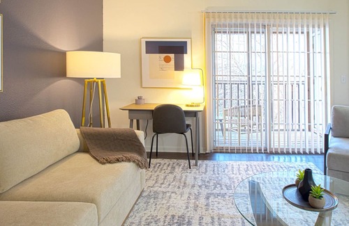 Fort Wayne Apartment | Modern Apartment in Prime Location (ID8356X09)