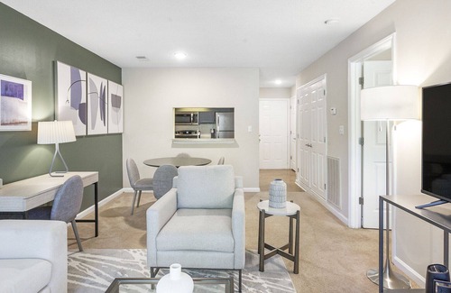 Greensboro Apartment | Modern Apartment in Prime Location (ID9016X24)