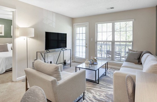 Greensboro Apartment | Modern Apartment in Prime Location (ID9016X24)