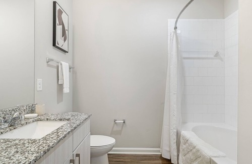Conestee Apartment | Modern Apartment in Prime Location (ID1256X568)