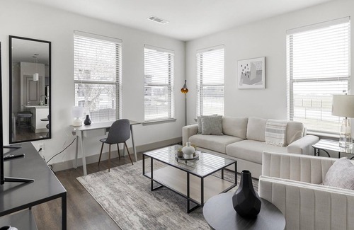 Haltom City Apartment | Modern Apartment in Prime Location (ID1403X364)