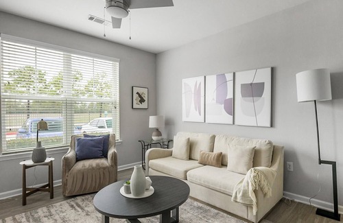 League City Apartment | Modern Apartment in Prime Location (ID1400X466)