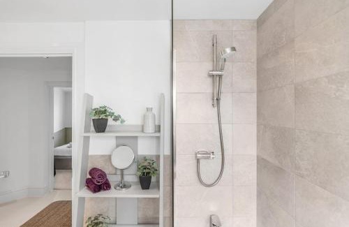 Wymondham Apartment | Modern Apartment in Wymondham