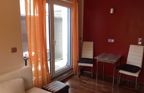 Friesdorf Apartment | Modern apartment "Leon"