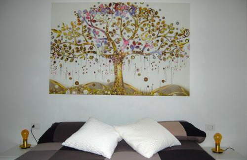 Bulciago Apartment | Modern Apartment Luci & Stelle near Lake Como