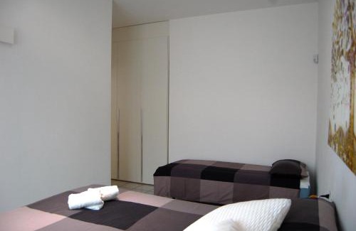 Bulciago Apartment | Modern Apartment Luci & Stelle near Lake Como