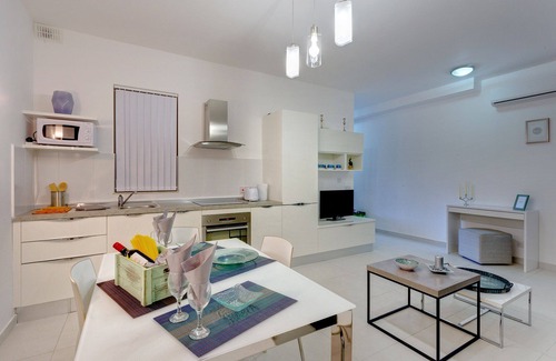 Il-Balluta Apartment | Modern Apartment Top Location Perfect for Families
