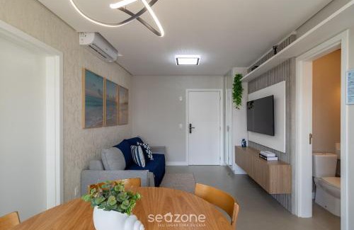 Cachoeira do Bom Jesus Apartment | Modern Apartment Near the Beach! - ATC0301