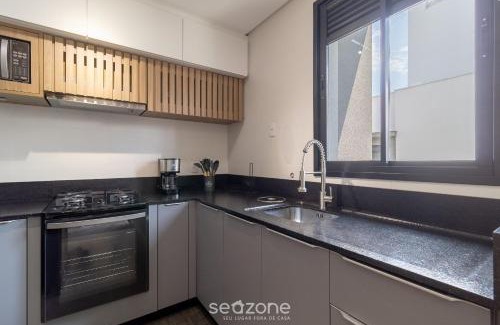 Cachoeira do Bom Jesus Apartment | Modern Apartment Near the Beach! - ATC0301