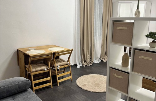 Antonsviertel Condo | Modern apartment near the main train station - central & well connected