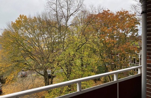 Duisburg Mitte Apartment | Modern apartment near Duisburg main station, 10 min from Düsseldorf main station