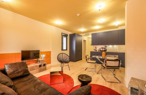 Puerta del Angel Apartment | Modern apartment near the Royal Palace 06
