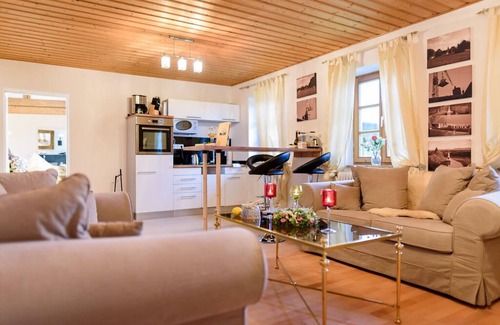 Rechetsberg Apartment | Modern apartment on Klostergut Rechetsberg with mountain views! Absolute peace and quiet!