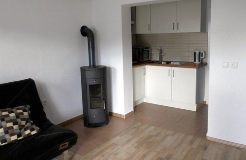 Wesenberg Apartment | Modern apartment right on the lake - terrace + fishing boat rental