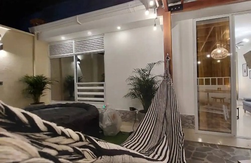 Ciudad Jardin Apartment | Modern apartment, terrace, private Jacuzzi/ENCHANTING CORNER