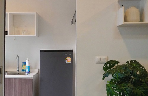 Wat Ket Apartment | Modern Apartment Near Central Mall/Pool & Gym/15 Mins to Old Tow