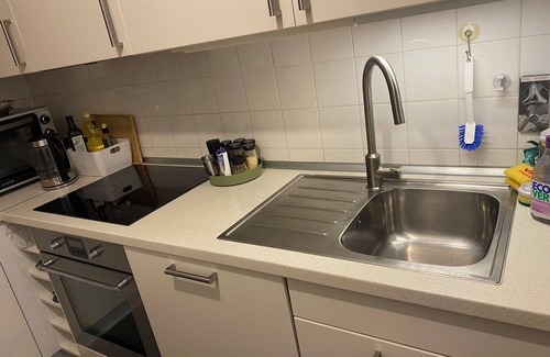 Wandsbek Apartment | Modern apartment with a beautiful view of nature