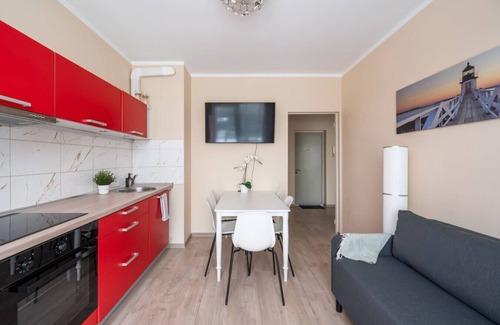 Pleskodale Apartment | Modern Apartment with Balcony