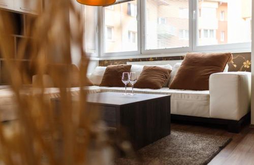 Karlovy Vary Apartment | Modern Apartment with 2 bedrooms