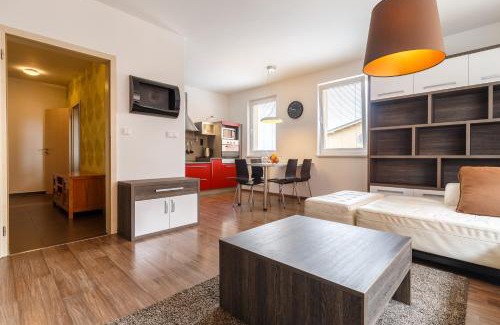 Karlovy Vary Apartment | Modern Apartment with 2 bedrooms
