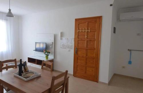Playa de Arinaga Apartment | Modern Apartment with Mountain View in Arinaga