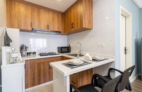 Kilimani Apartment | Modern Apartment with Pool,Gym in Nairobi{kilimani} few mins to CBD/Yaya centre