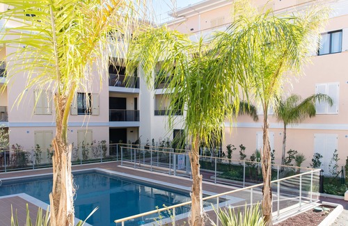 Pointe Croisette Apartment | Modern apartment with swimming pool